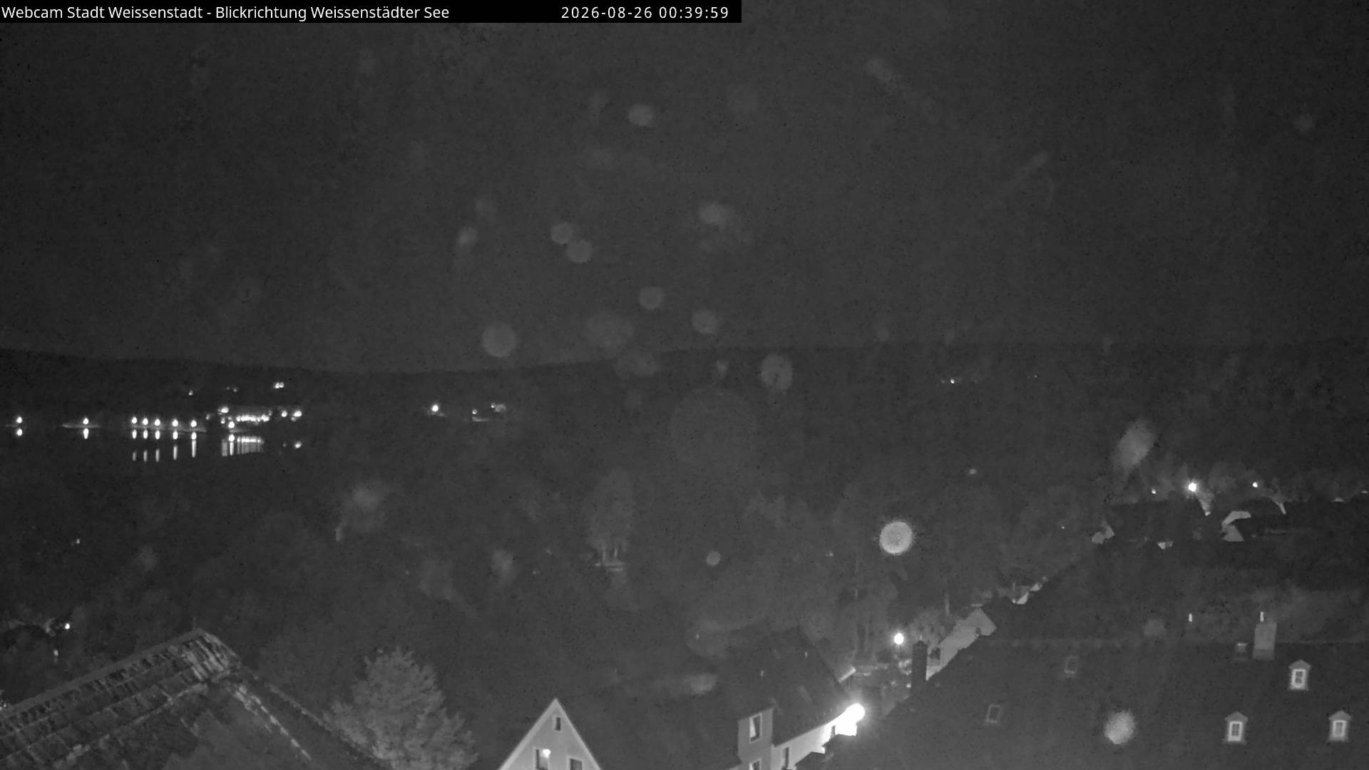 Archived image Webcam View over the Swimming Lake Weißenstädter See
