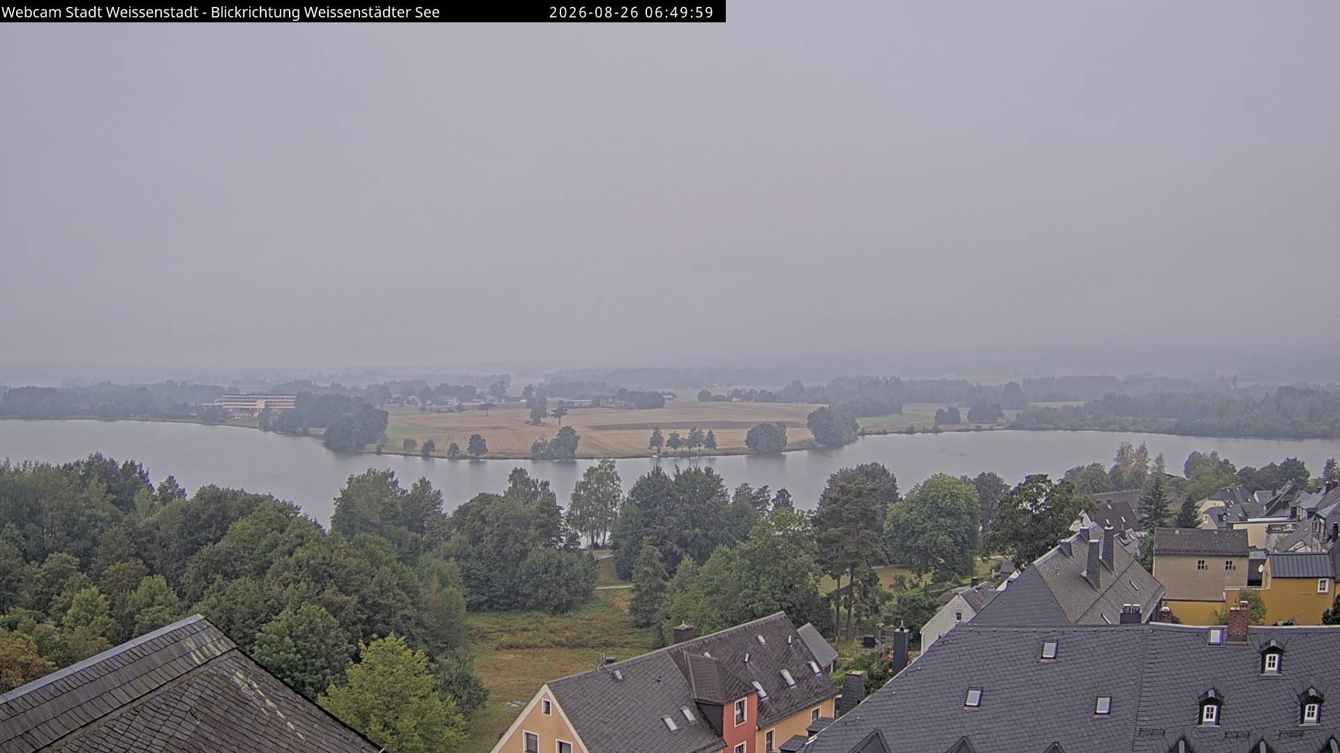 Archived image Webcam View over the Swimming Lake Weißenstädter See