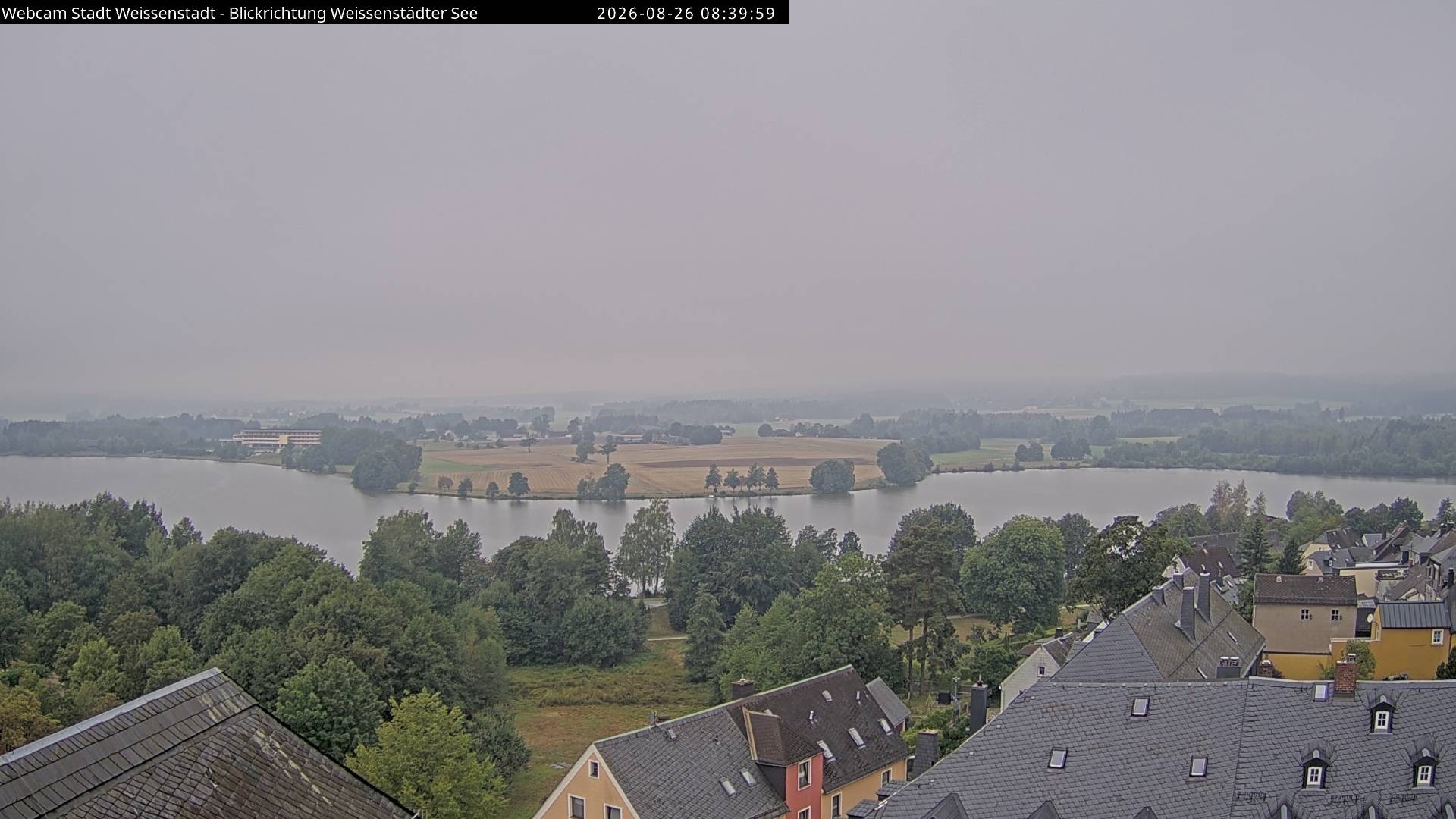 Archived image Webcam View over the Swimming Lake Weißenstädter See