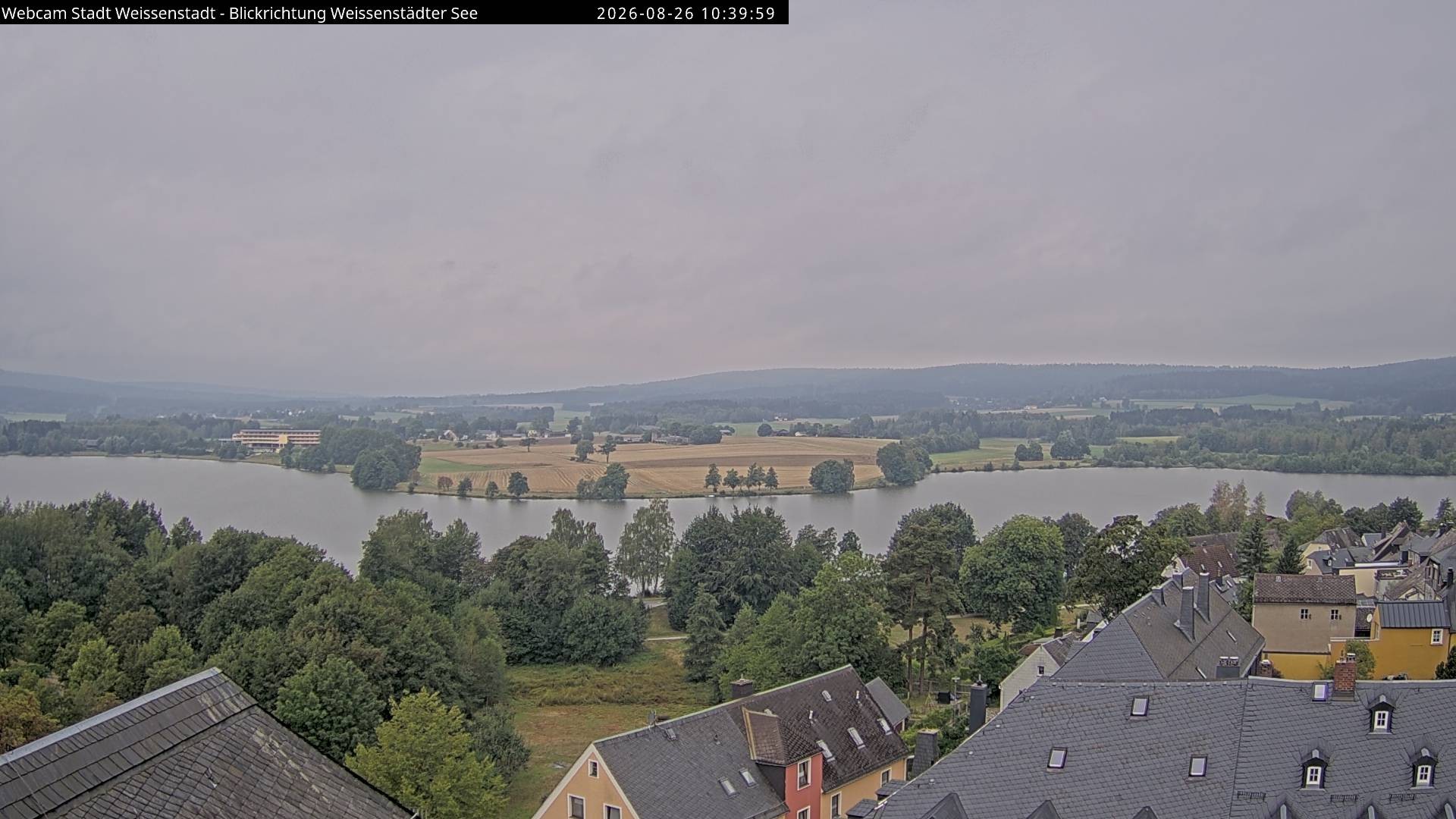 Archived image Webcam View over the Swimming Lake Weißenstädter See