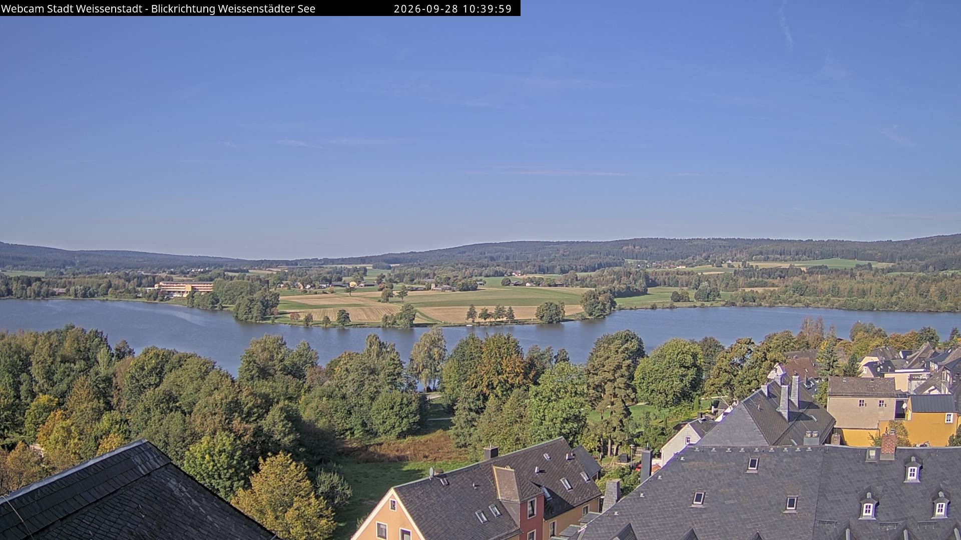 Archived image Webcam View over the Swimming Lake Weißenstädter See