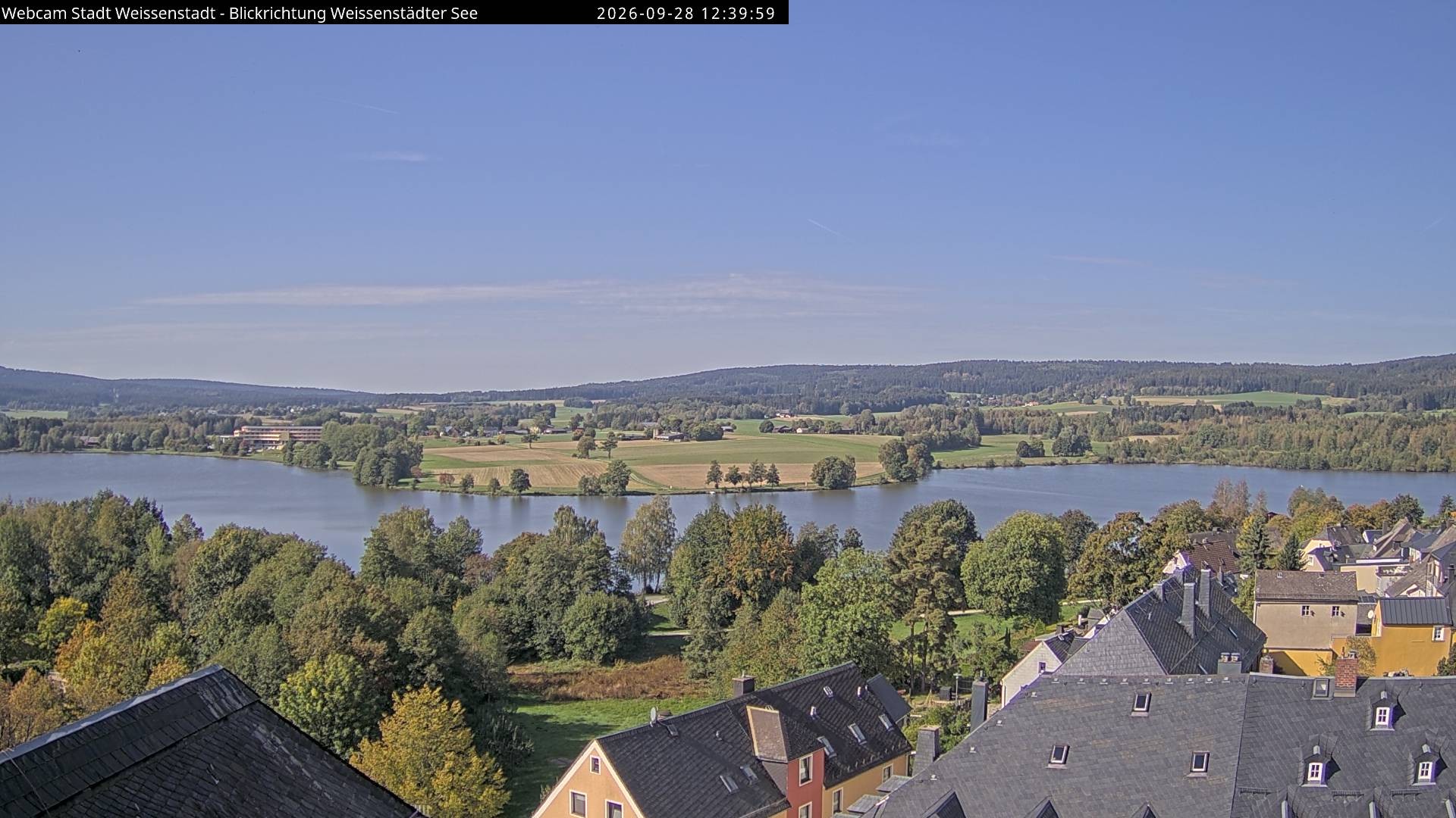 Archived image Webcam View over the Swimming Lake Weißenstädter See