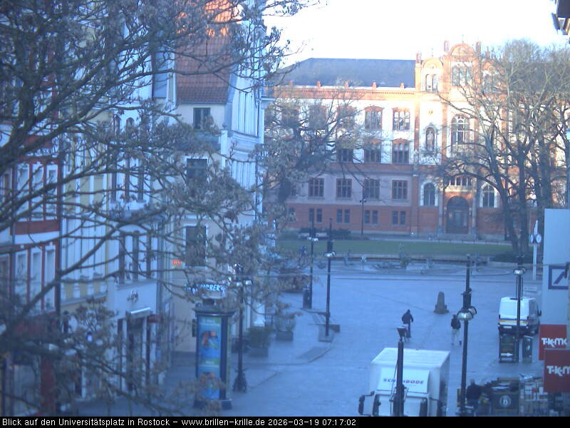 Archived image Webcam Rostock (University square)