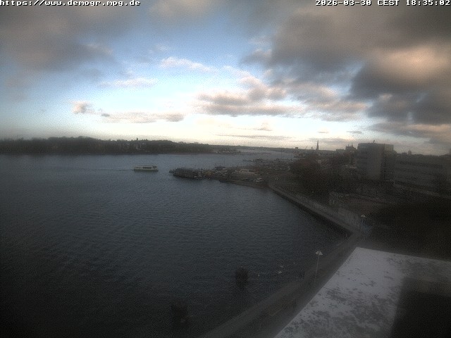 Archiv Foto Webcam Rostock - Hafen