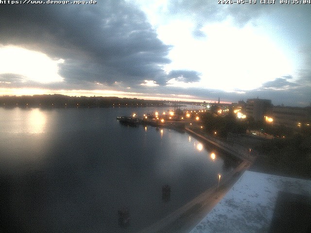 Archiv Foto Webcam Rostock - Hafen