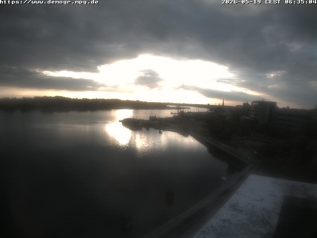 Archiv Foto Webcam Rostock - Hafen