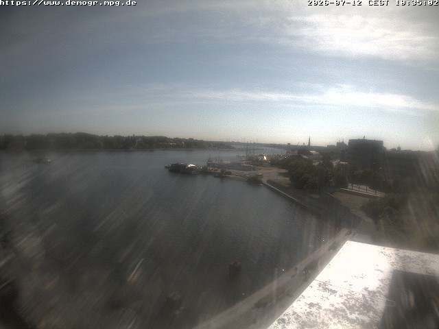 Archiv Foto Webcam Rostock - Hafen