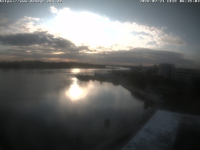 Archiv Foto Webcam Rostock - Hafen