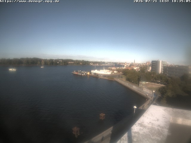 Archiv Foto Webcam Rostock - Hafen
