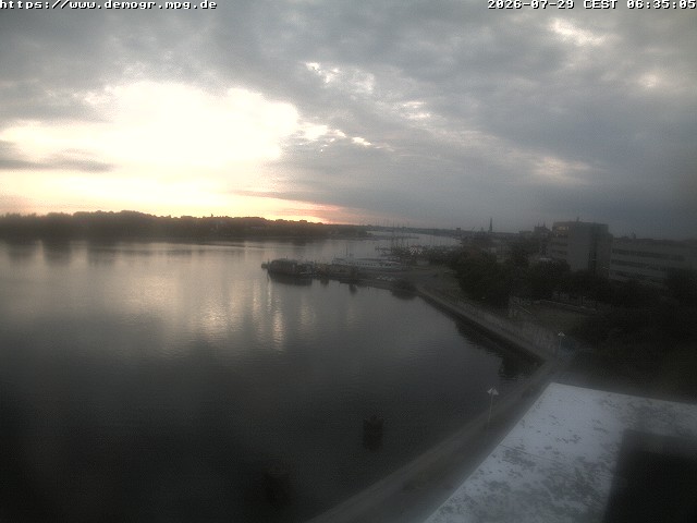 Archiv Foto Webcam Rostock - Hafen
