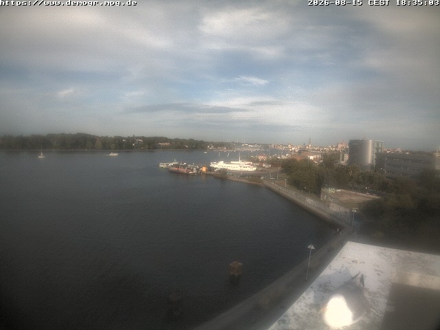 Archiv Foto Webcam Rostock - Hafen