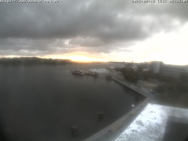 Archiv Foto Webcam Rostock - Hafen