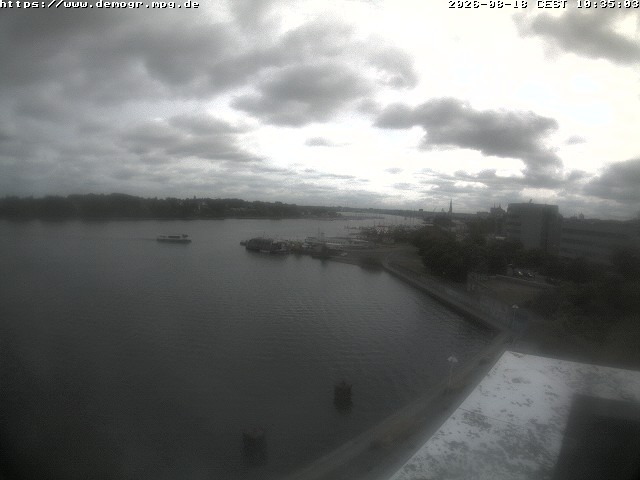 Archiv Foto Webcam Rostock - Hafen