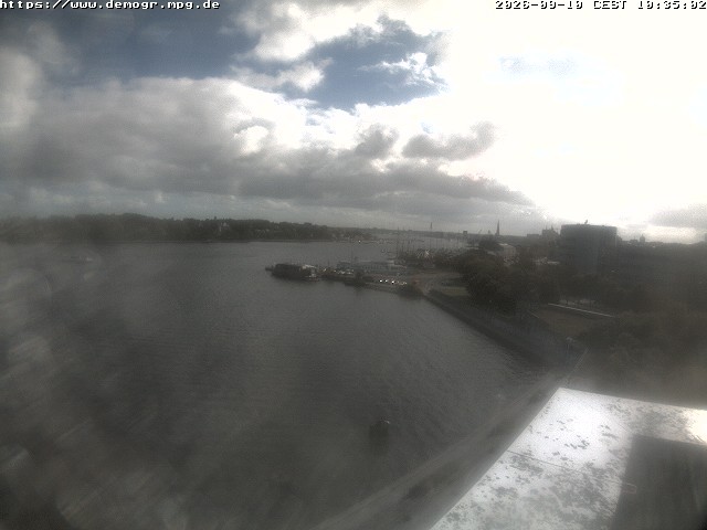 Archived image Webcam Rostock - Harbor