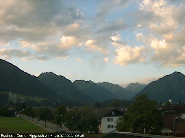 Archived image Webcam At the outskirts of Oberstdorf