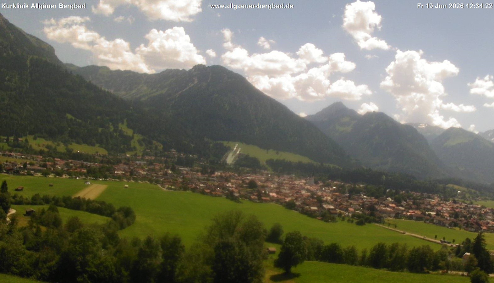 Archived image Webcam Oberstdorf Wellness Clinic