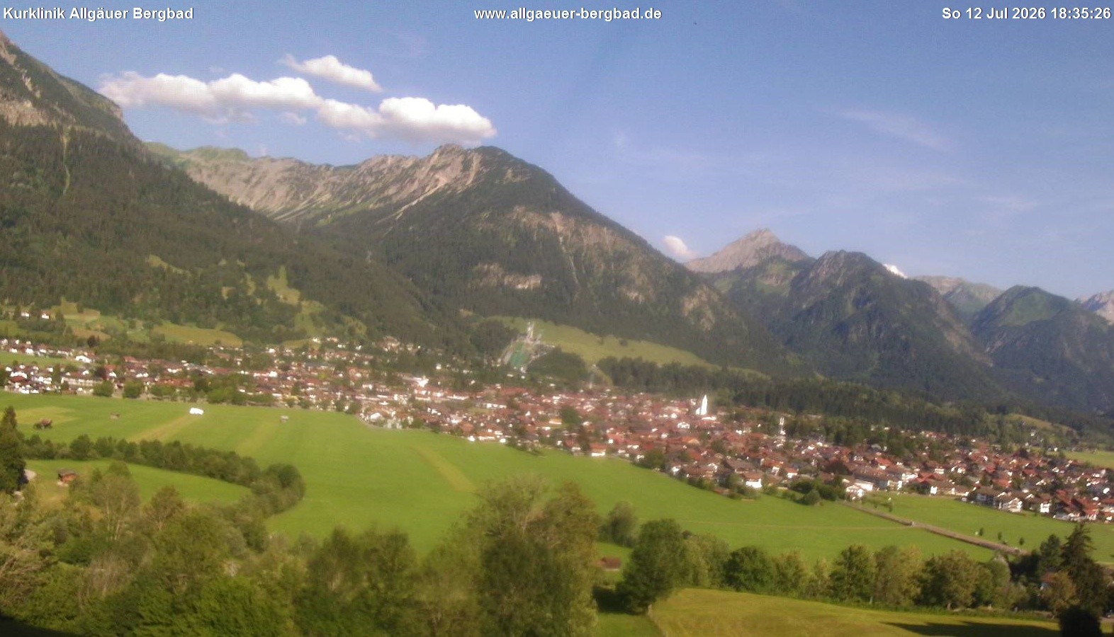 Archived image Webcam Oberstdorf Wellness Clinic