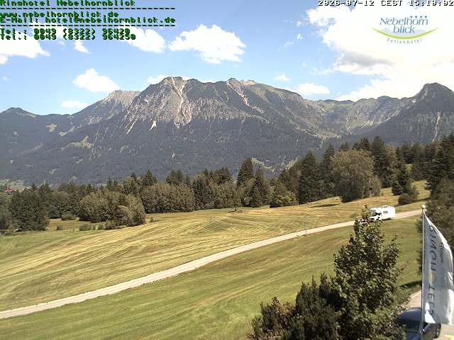 Archived image Webcam Hotel Nebelhornblick