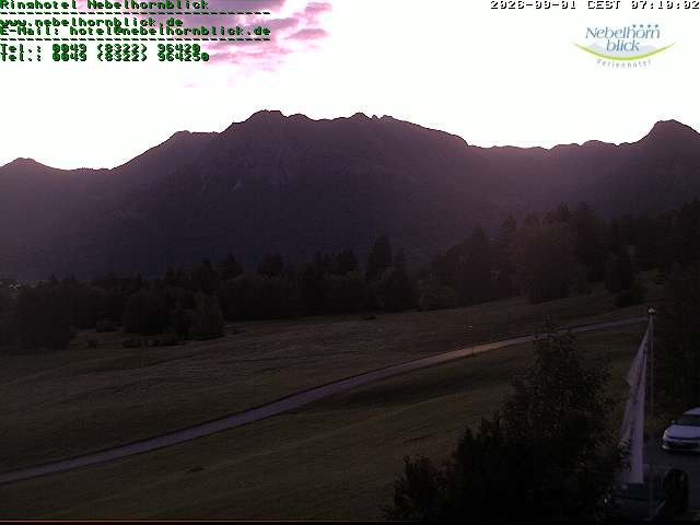Archived image Webcam Hotel Nebelhornblick