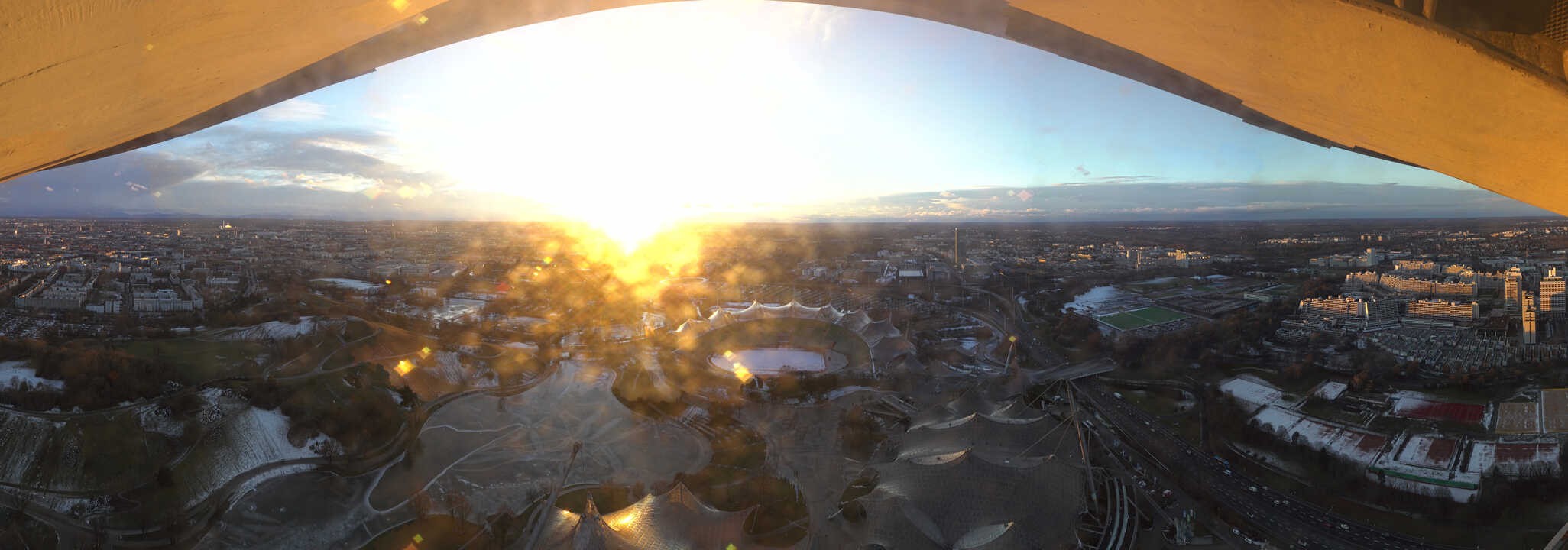 Archiv Foto Webcam München: Panorama Olympiastadion und Olympiapark