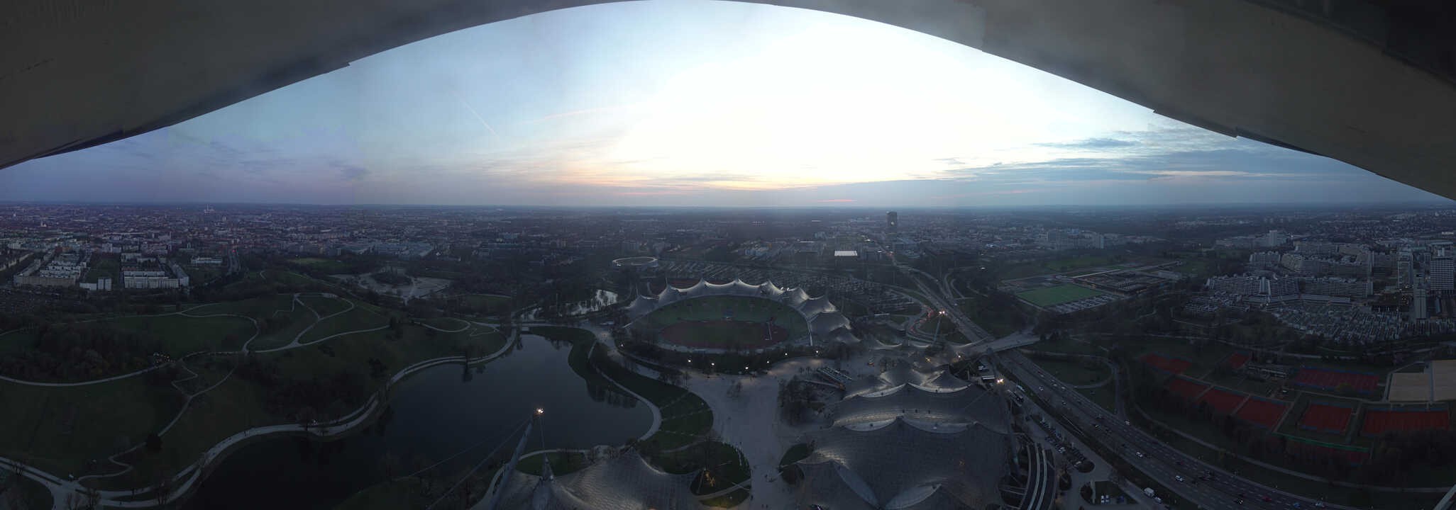 Archiv Foto Webcam München: Panorama Olympiastadion und Olympiapark