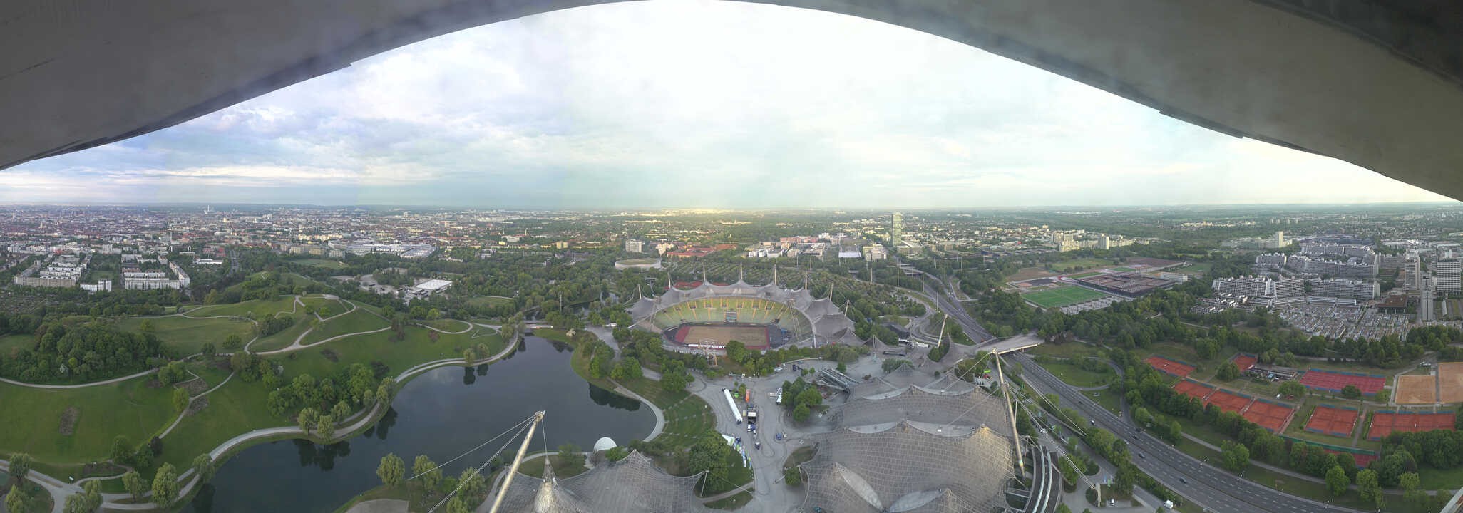 Archiv Foto Webcam München: Panorama Olympiastadion und Olympiapark