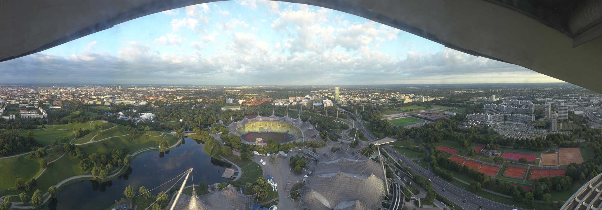 Archiv Foto Webcam München: Panorama Olympiastadion und Olympiapark