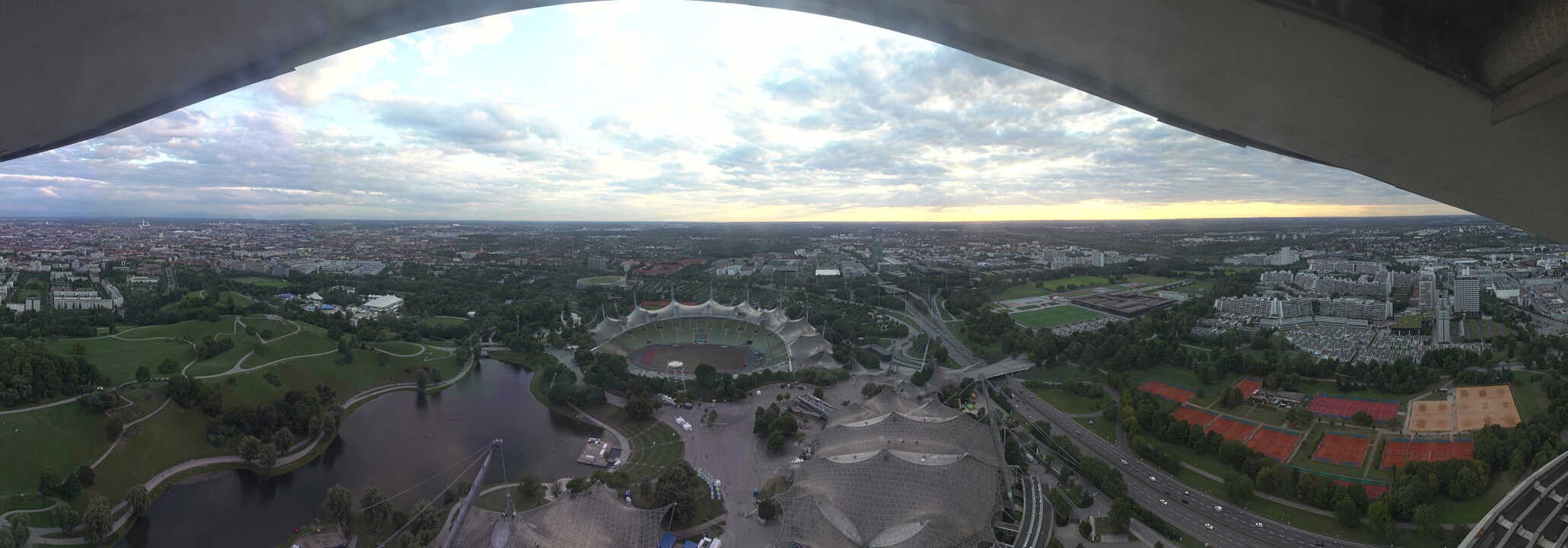 Archiv Foto Webcam München: Panorama Olympiastadion und Olympiapark