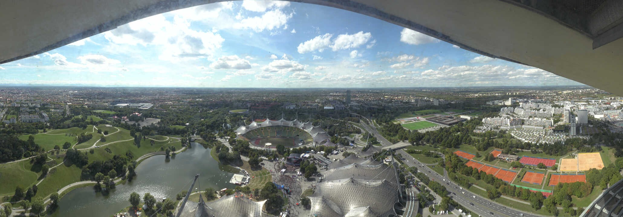 Archiv Foto Webcam München: Panorama Olympiastadion und Olympiapark