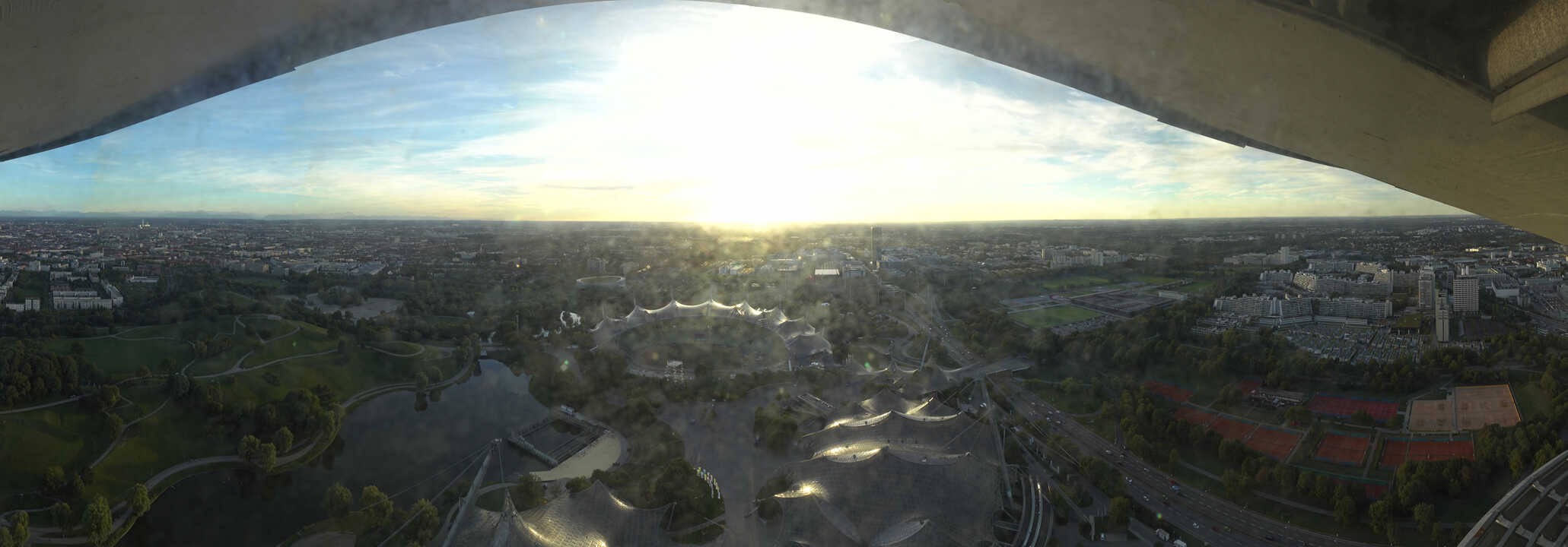 Archiv Foto Webcam München: Panorama Olympiastadion und Olympiapark