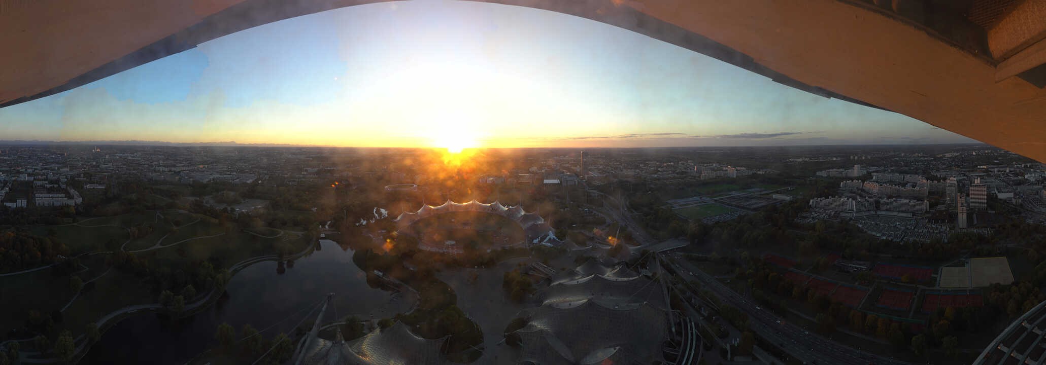 Archiv Foto Webcam München: Panorama Olympiastadion und Olympiapark
