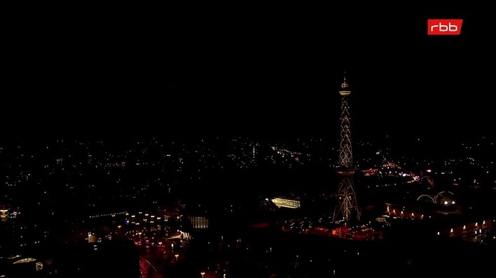 Archiv Foto Webcam Berlin: Theodor-Heuss-Platz am Funkhaus