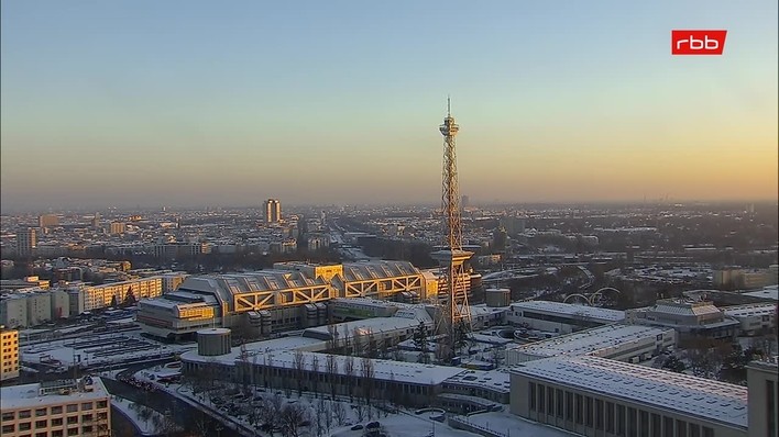 Archiv Foto Webcam Berlin: Theodor-Heuss-Platz am Funkhaus