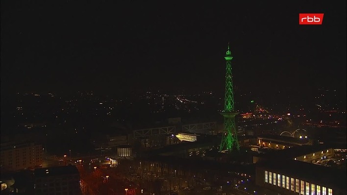 Archiv Foto Webcam Berlin: Theodor-Heuss-Platz am Funkhaus