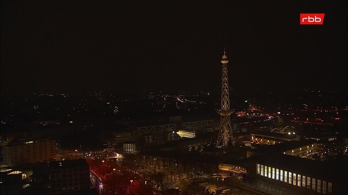 Archived image Webcam Theodor-Heuss-Platz in Berlin