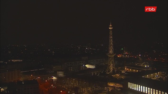 Archiv Foto Webcam Berlin: Theodor-Heuss-Platz am Funkhaus