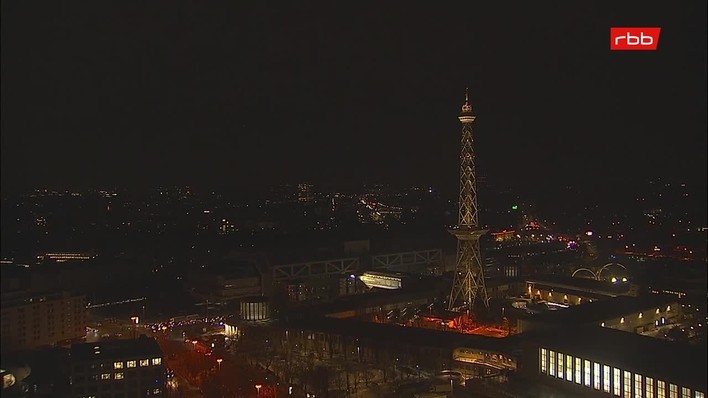 Archiv Foto Webcam Berlin: Theodor-Heuss-Platz am Funkhaus
