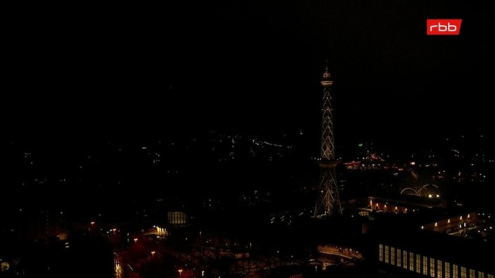 Archiv Foto Webcam Berlin: Theodor-Heuss-Platz am Funkhaus