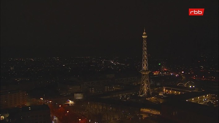 Archiv Foto Webcam Berlin: Theodor-Heuss-Platz am Funkhaus
