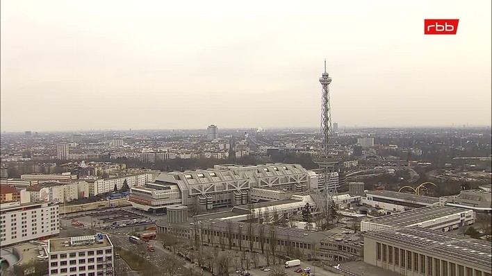 Archiv Foto Webcam Berlin: Theodor-Heuss-Platz am Funkhaus