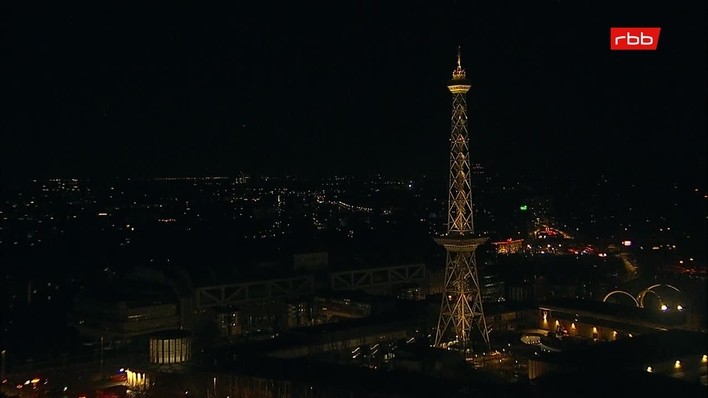 Archiv Foto Webcam Berlin: Theodor-Heuss-Platz am Funkhaus
