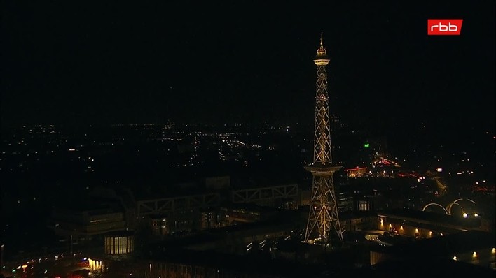 Archiv Foto Webcam Berlin: Theodor-Heuss-Platz am Funkhaus