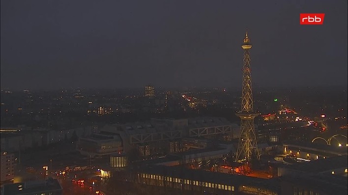 Archiv Foto Webcam Berlin: Theodor-Heuss-Platz am Funkhaus