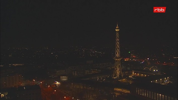 Archived image Webcam Theodor-Heuss-Platz in Berlin