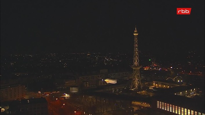 Archiv Foto Webcam Berlin: Theodor-Heuss-Platz am Funkhaus