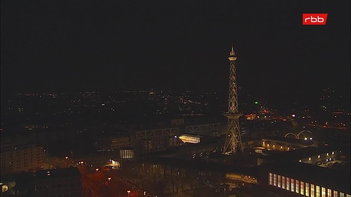 Archiv Foto Webcam Berlin: Theodor-Heuss-Platz am Funkhaus