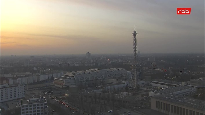 Archiv Foto Webcam Berlin: Theodor-Heuss-Platz am Funkhaus