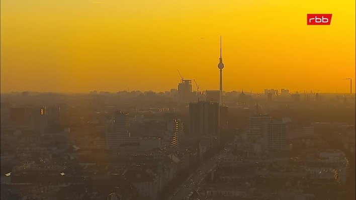 Archived image Webcam Theodor-Heuss-Platz in Berlin