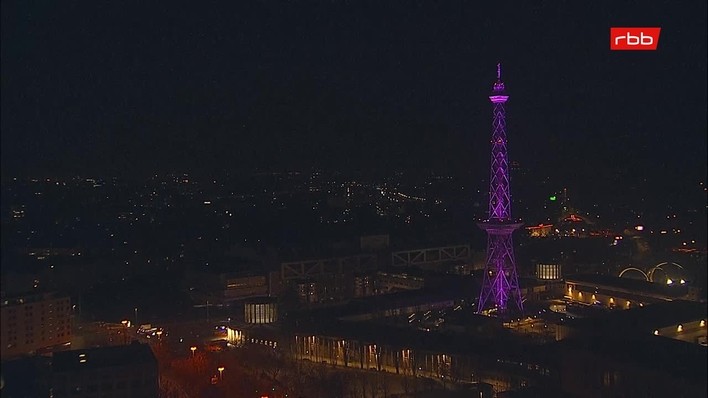 Archiv Foto Webcam Berlin: Theodor-Heuss-Platz am Funkhaus