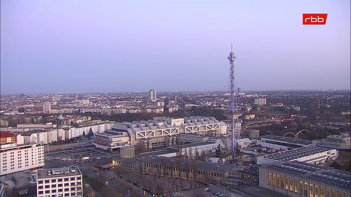 Archiv Foto Webcam Berlin: Theodor-Heuss-Platz am Funkhaus